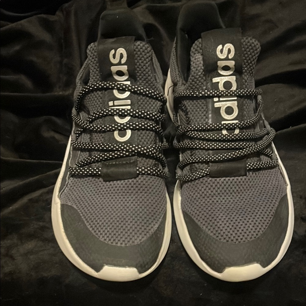 Adidas Kids Unisex-Child Lite Racer Adapt 5 (Casual Shoe- Gently Used)